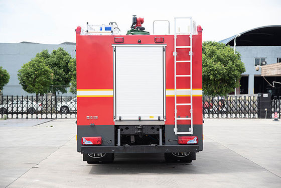 트럭과 싸우는 CXFIRE 213Kw CAF 5000L 물 거품 화재